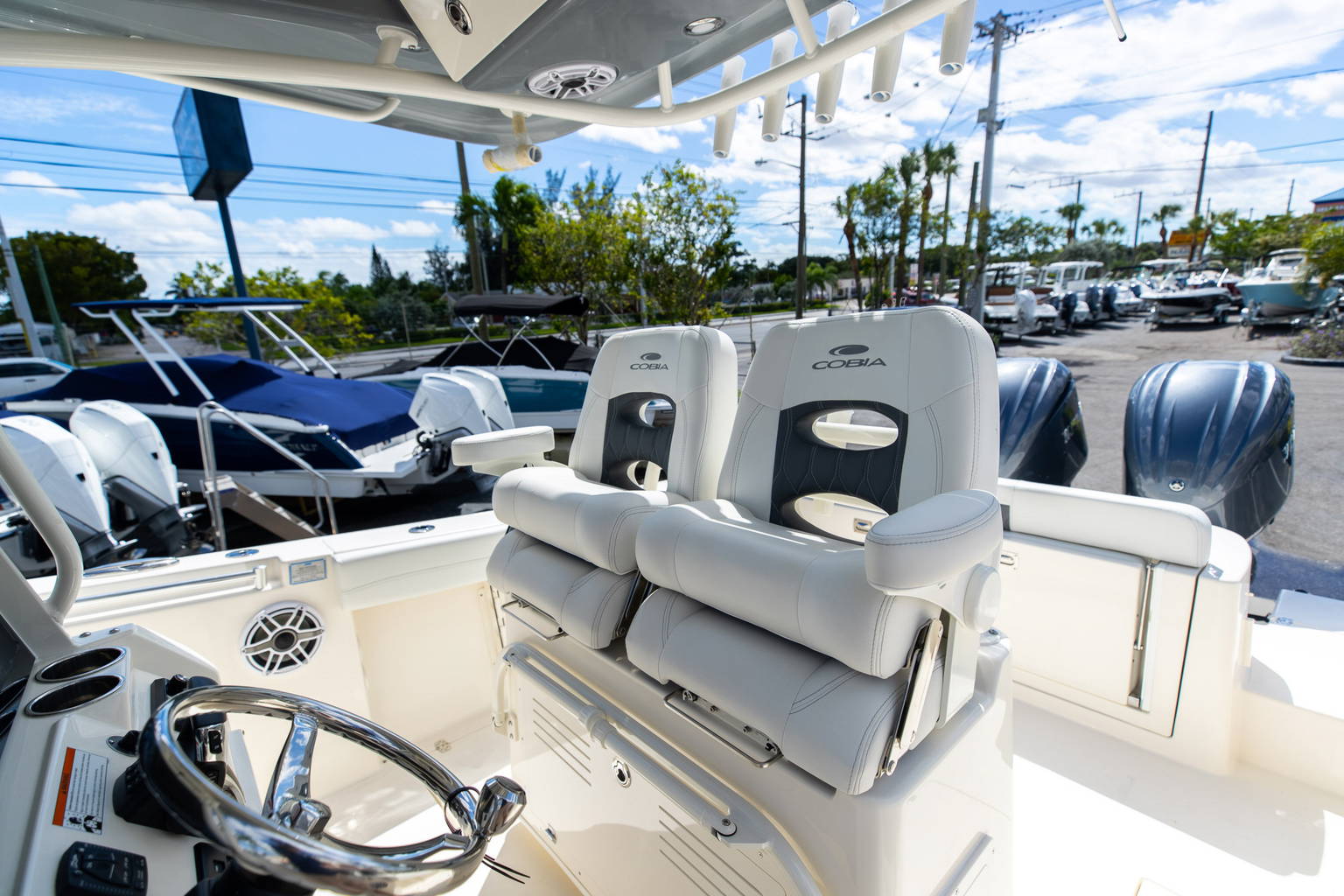 New 2023 Cobia 280 CC #D021 image 35