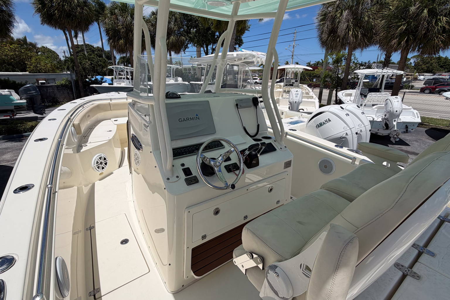 Used 2015 Cobia 296 #N049 image 8