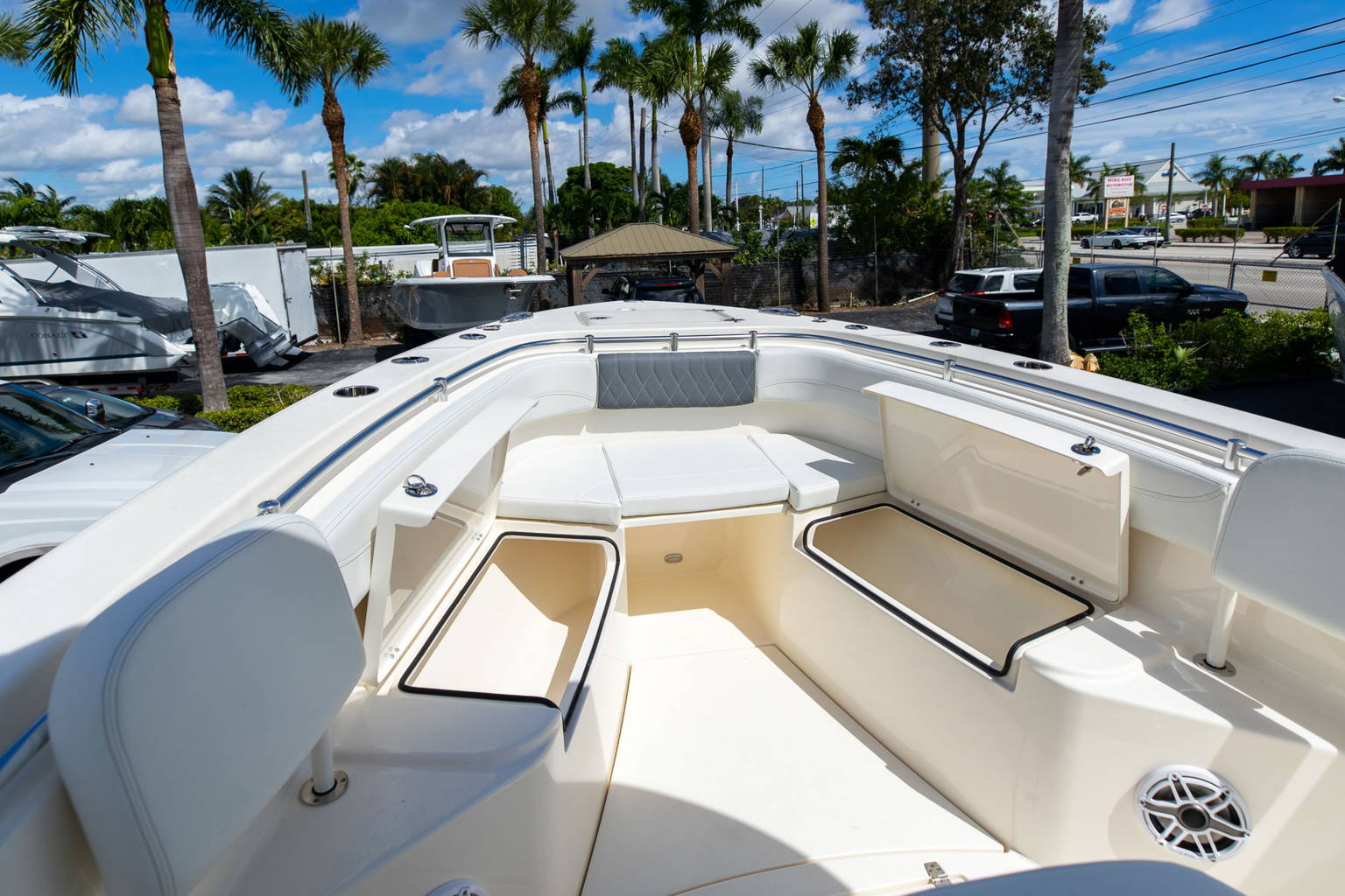 New 2023 Cobia 280 CC #D021 image 40