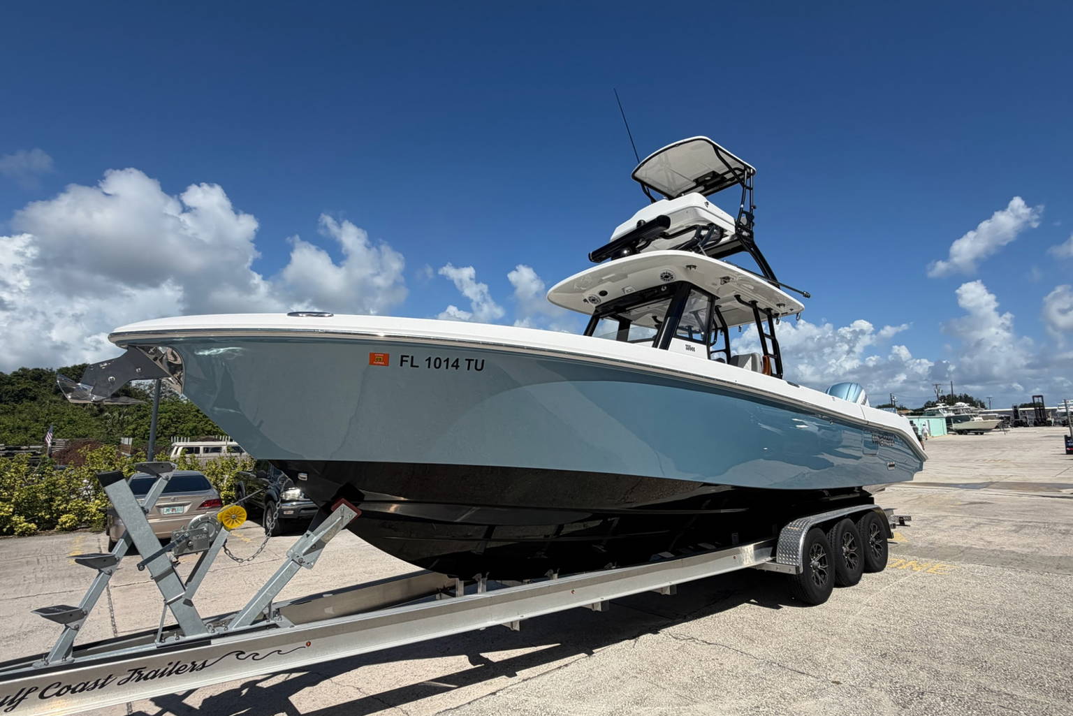 Used 2024 Everglades 335CC #X169 image 4