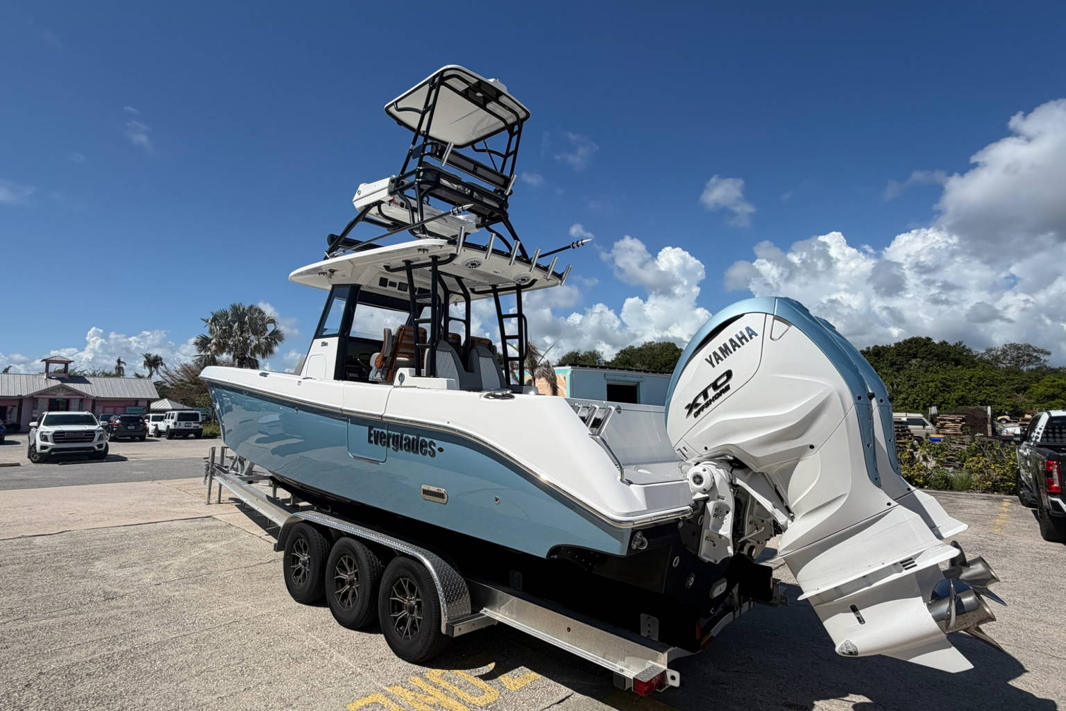 Used 2024 Everglades 335CC #X169 image 8