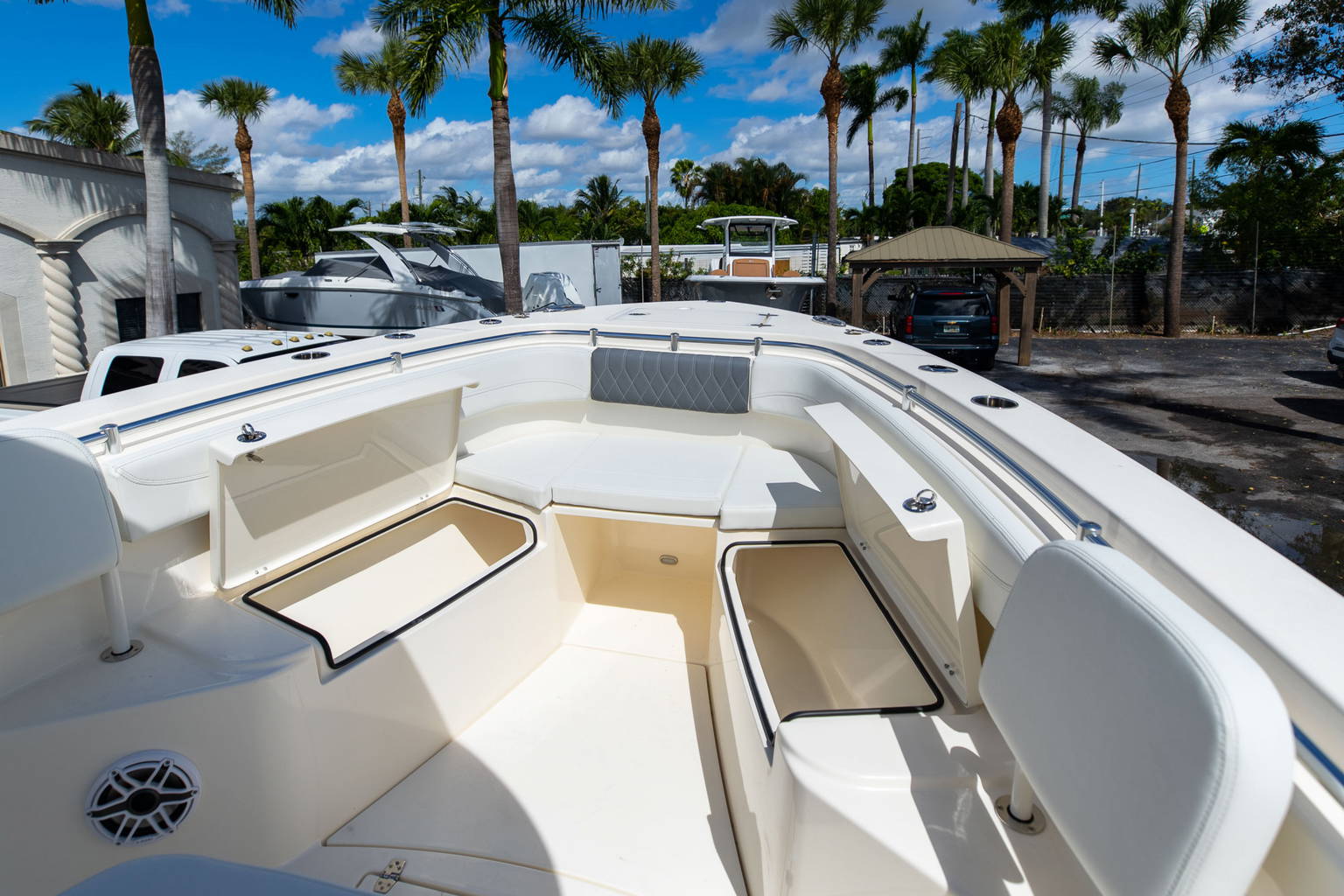 New 2023 Cobia 280 CC #D021 image 38