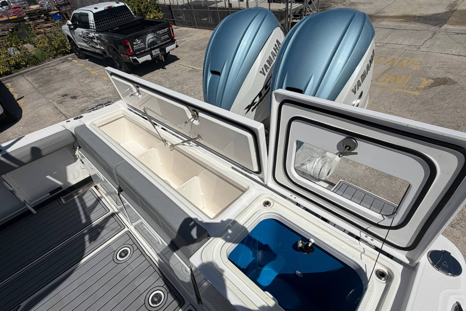Used 2024 Everglades 335CC #X169 image 36