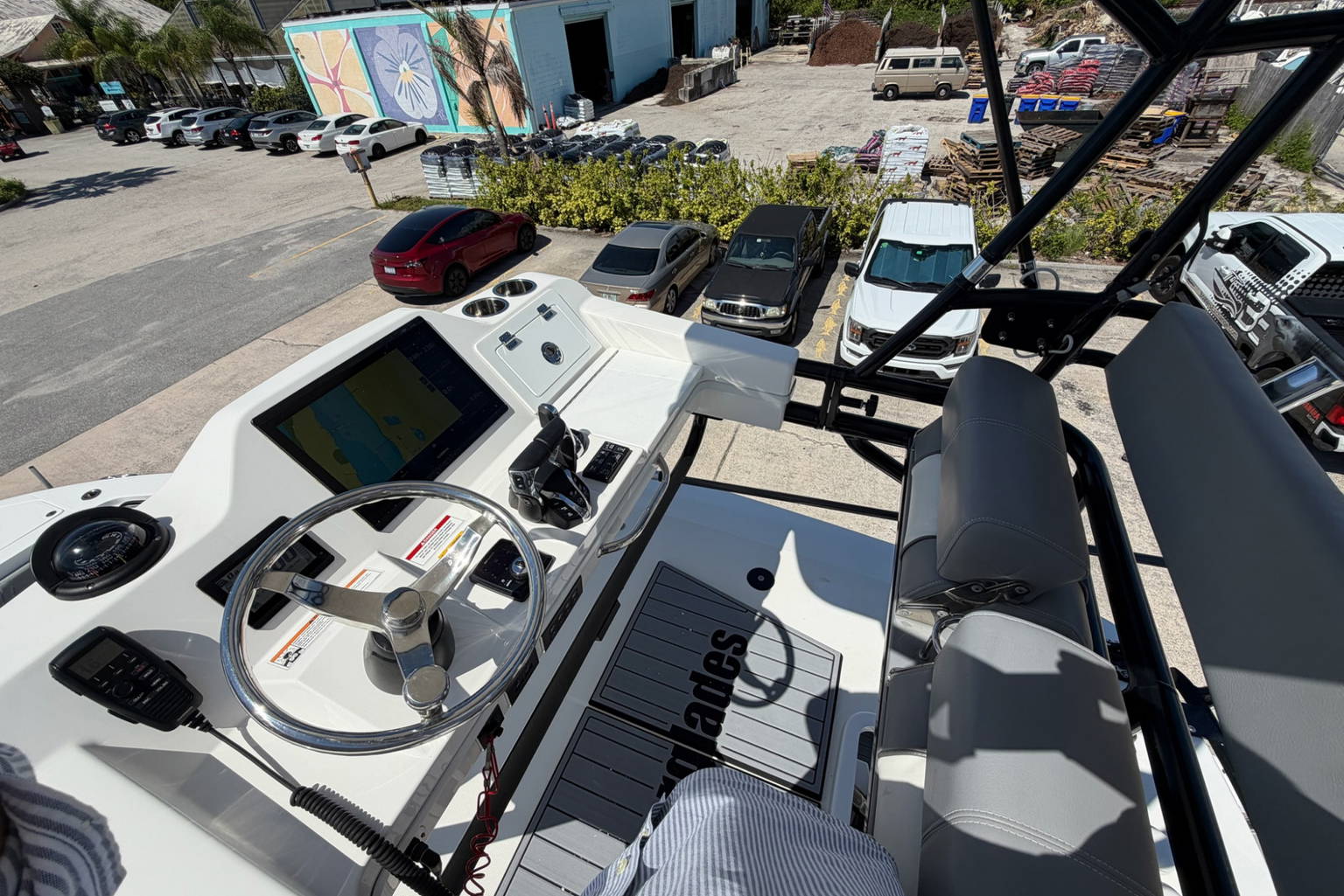 Used 2024 Everglades 335CC #X169 image 55
