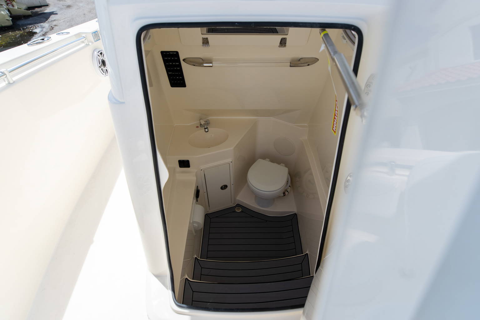 New 2023 Cobia 280 CC #D021 image 46