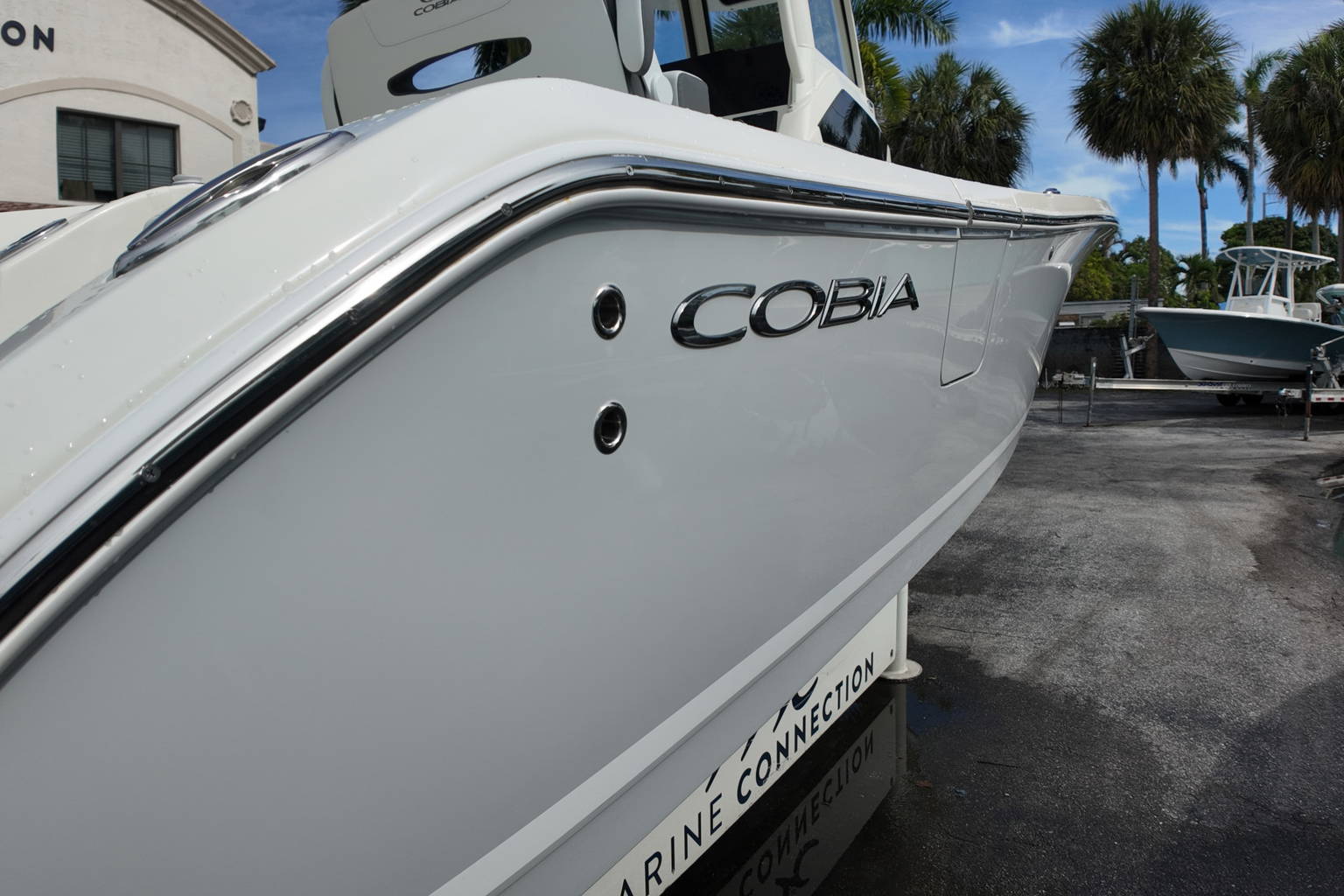 New 2026 Cobia 245 CC #M054 image 8