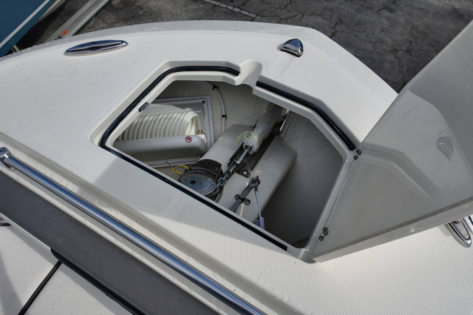 New 2026 Cobia 245 CC #M054 image 21