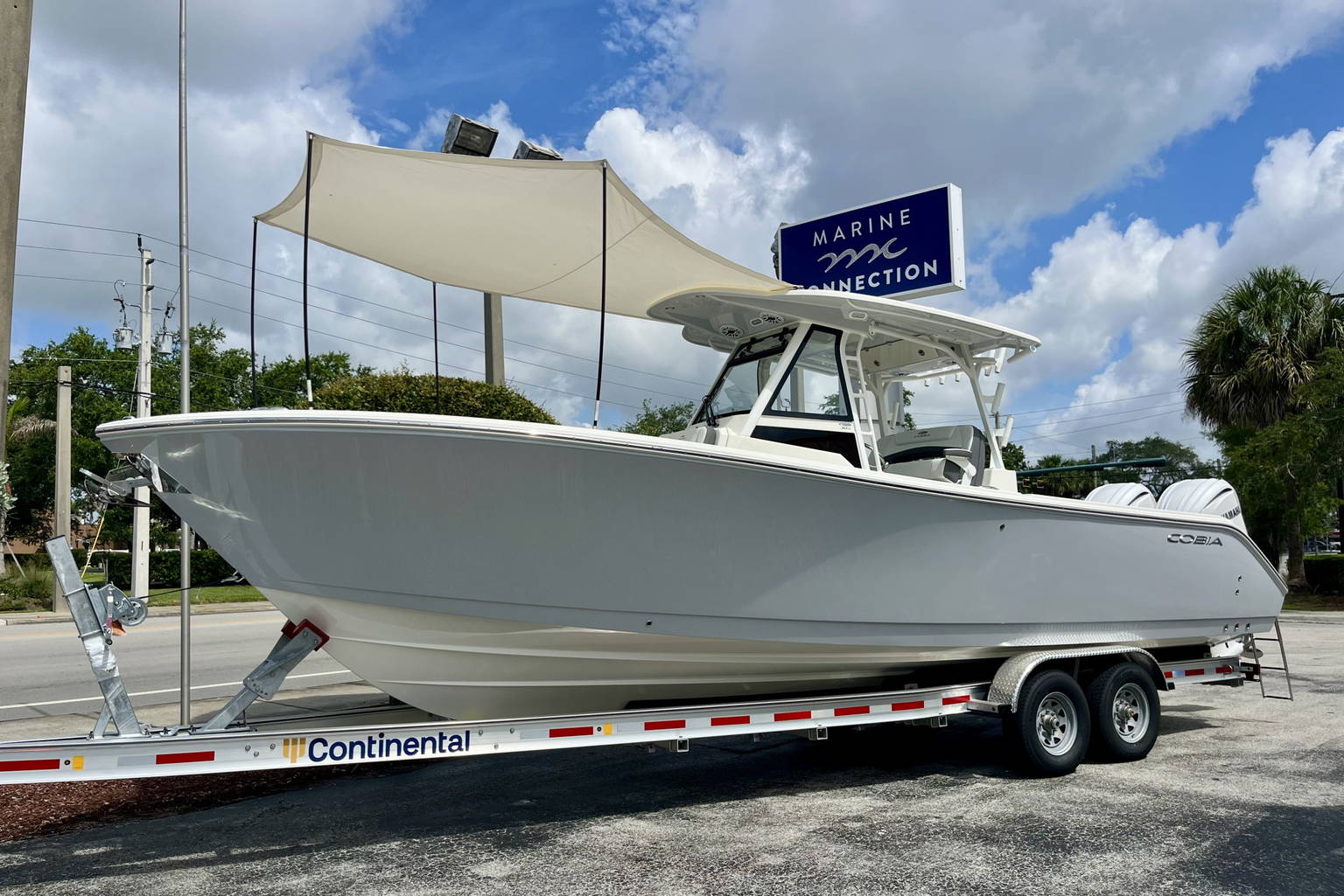 New 2026 Cobia 305 CC #L040 image 47