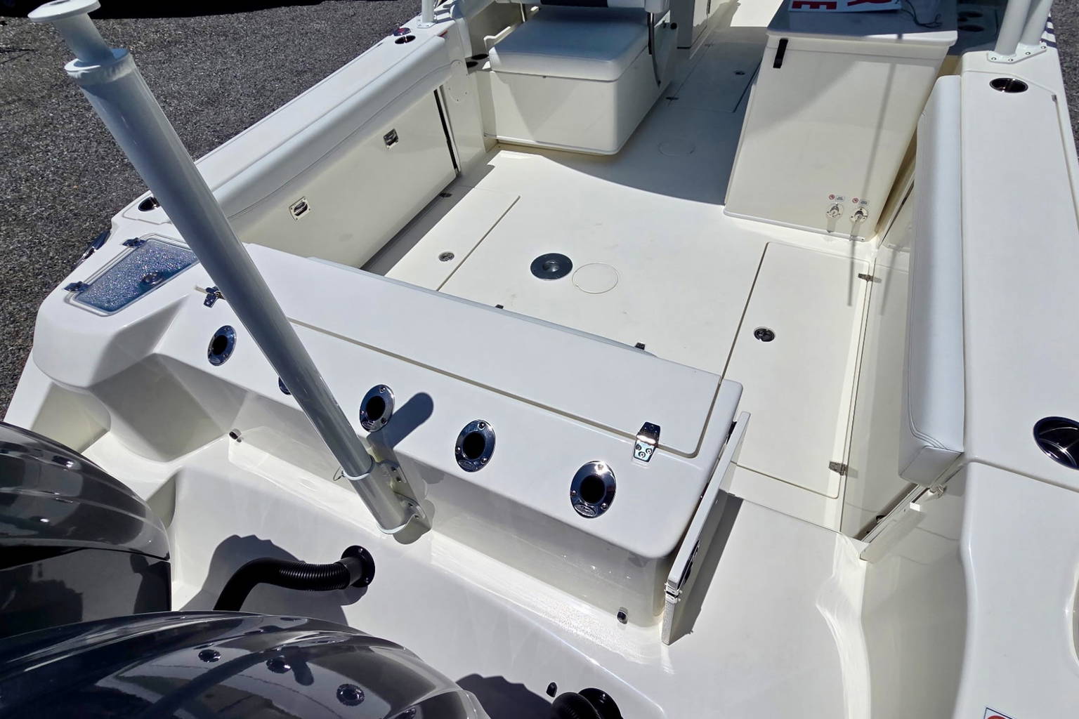 New 2026 Cobia 280 DC #D017 image 8