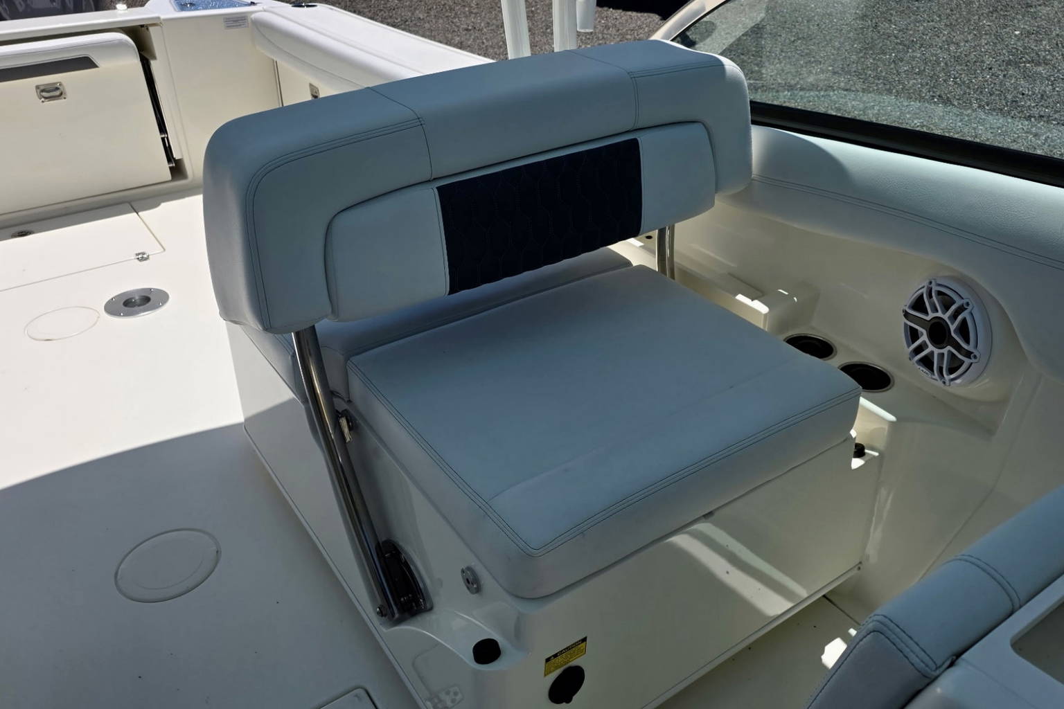 New 2026 Cobia 280 DC #D017 image 16