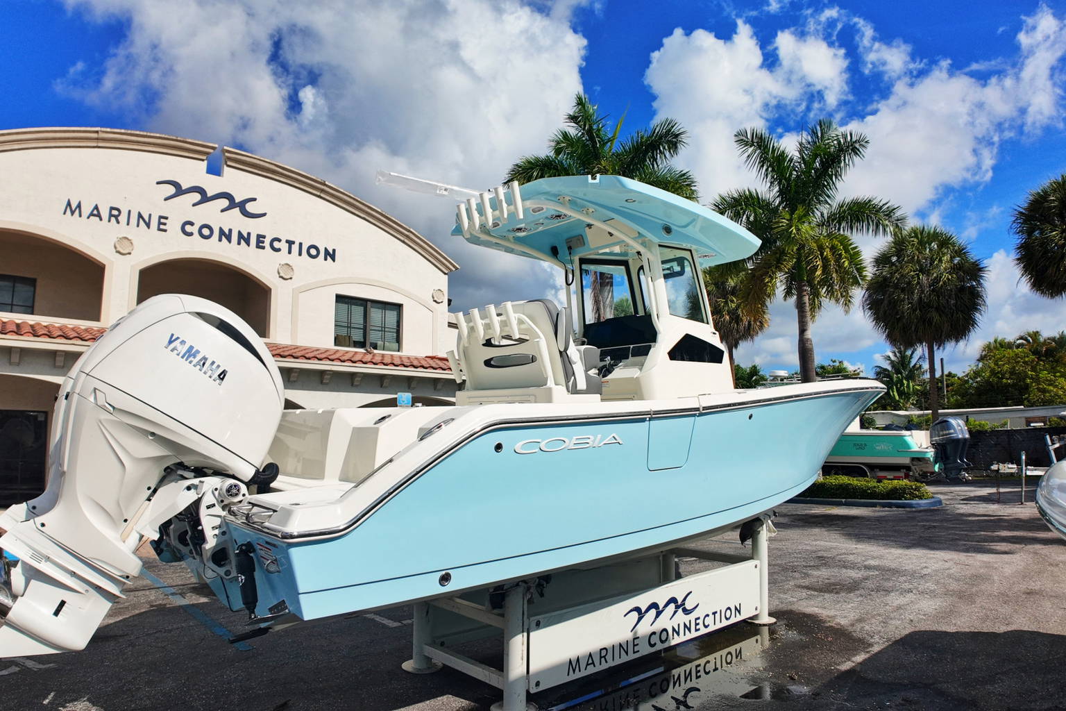 New 2027 Cobia 245 CC #M001 image 4