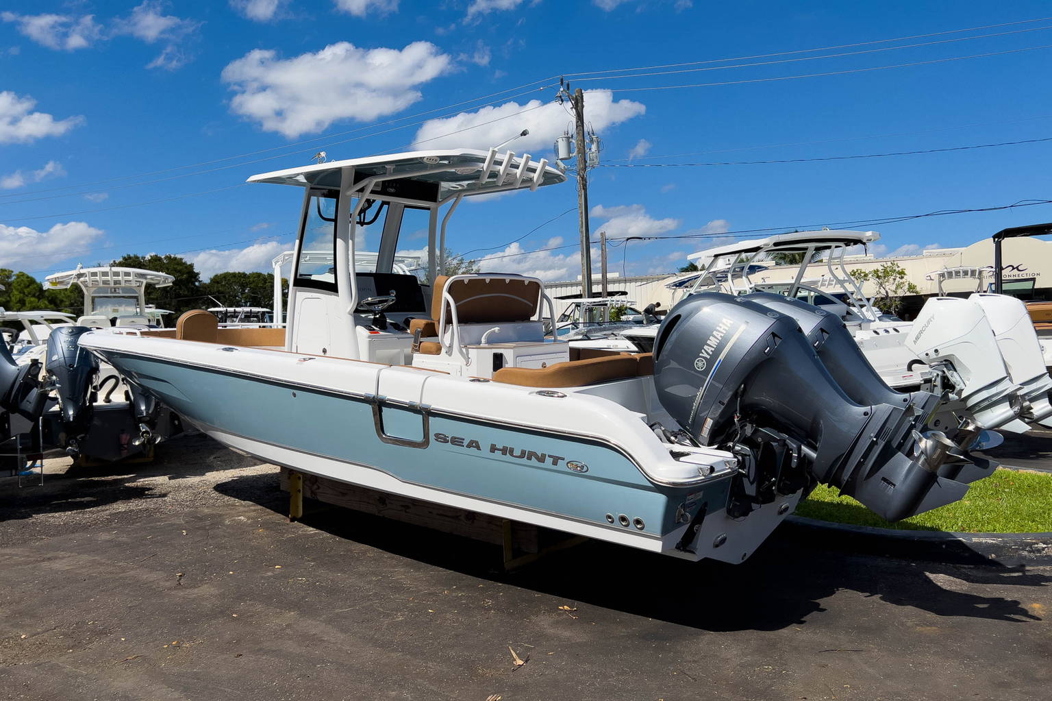 Alternative image of Sea Hunt Escape 27 in Fort Lauderdale, FL
