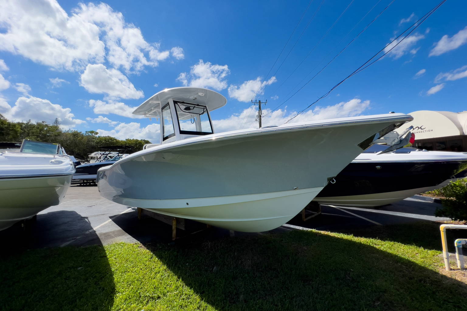New 2023 Sea Hunt Ultra 275 SE #0310 image 1