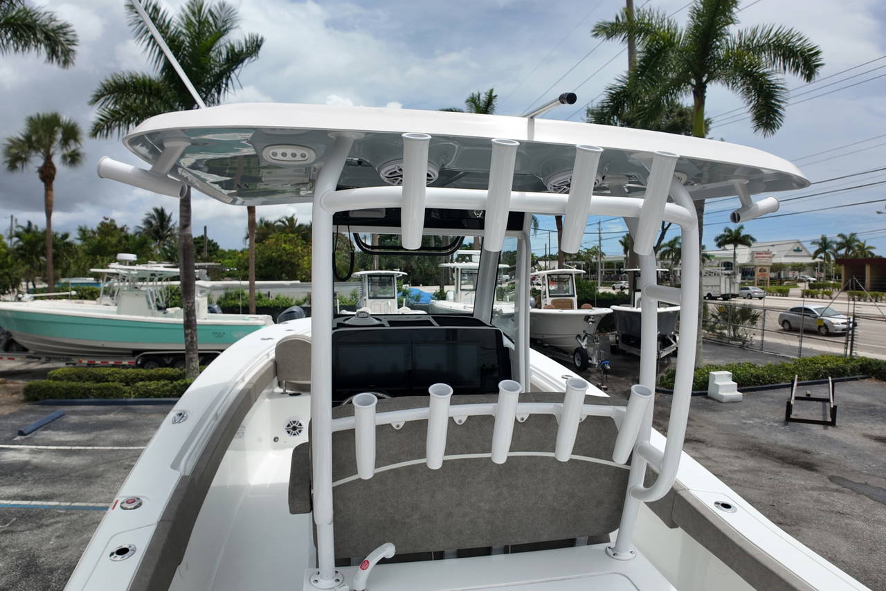 Alternative image of Sea Hunt Gamefish 30 FS in West Palm Beach, FL