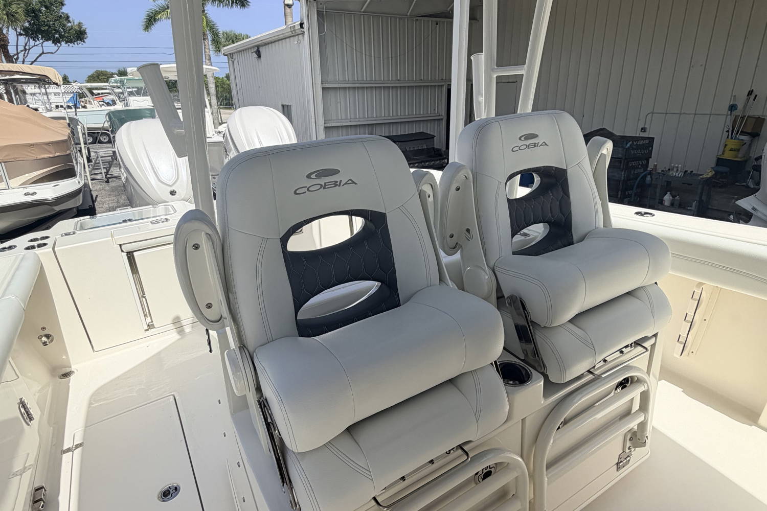 Used 2025 Cobia 320 #001F image 11