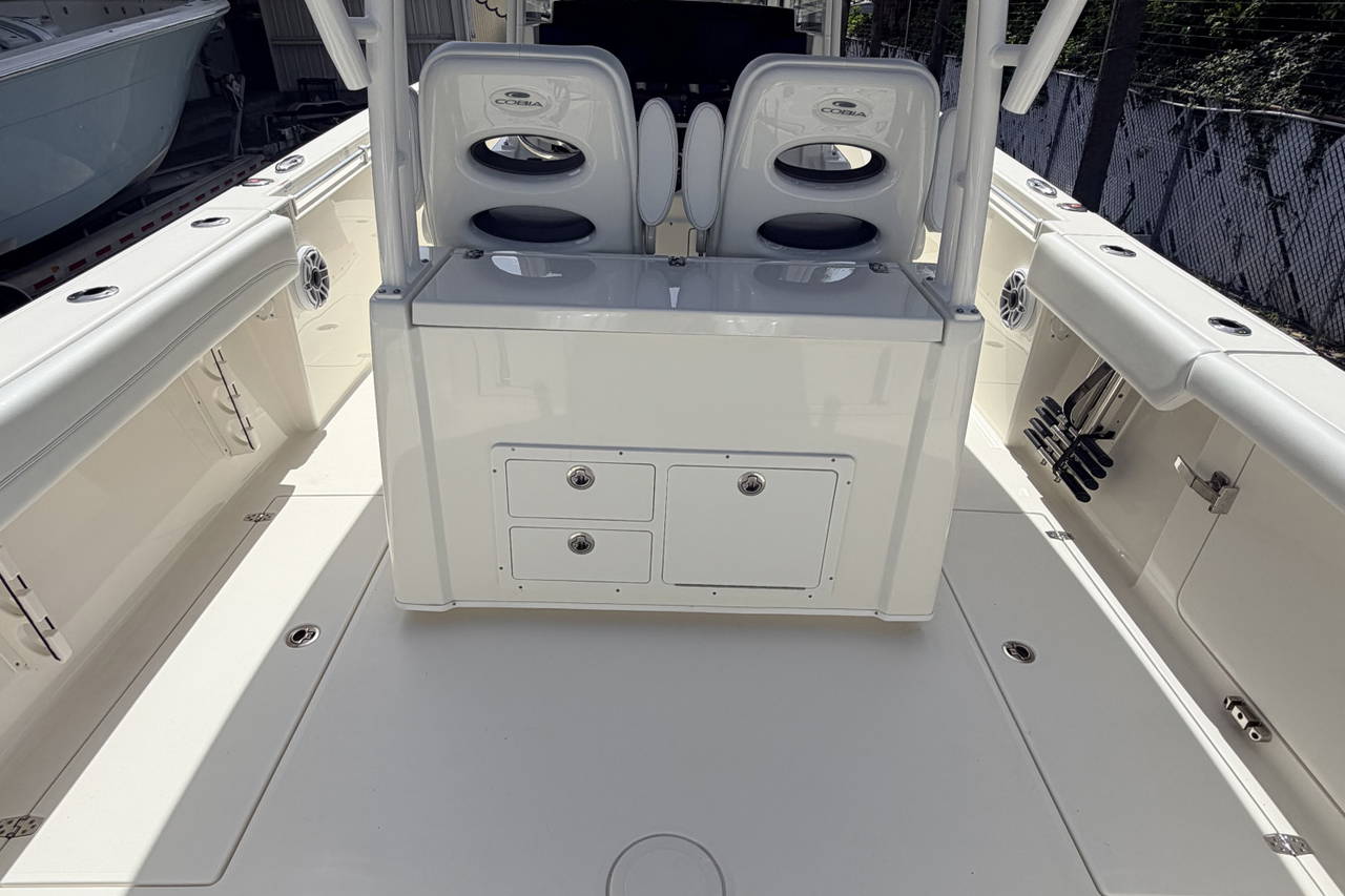 Alternative image of Cobia 320 in West Palm Beach, FL