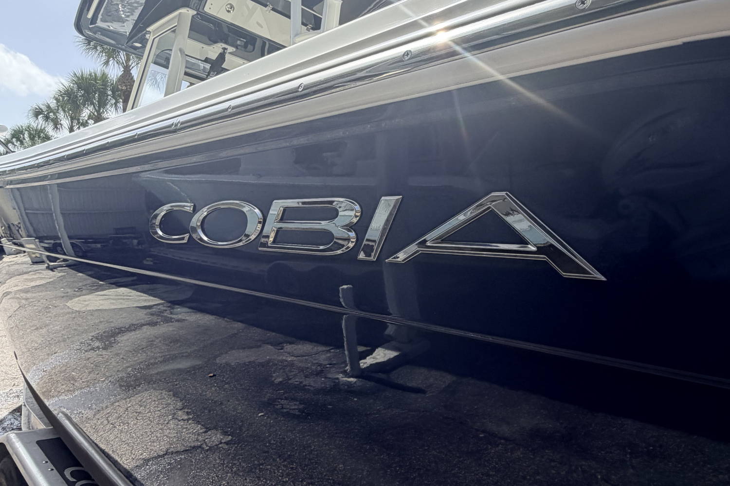 Used 2025 Cobia 320 #001F image 6