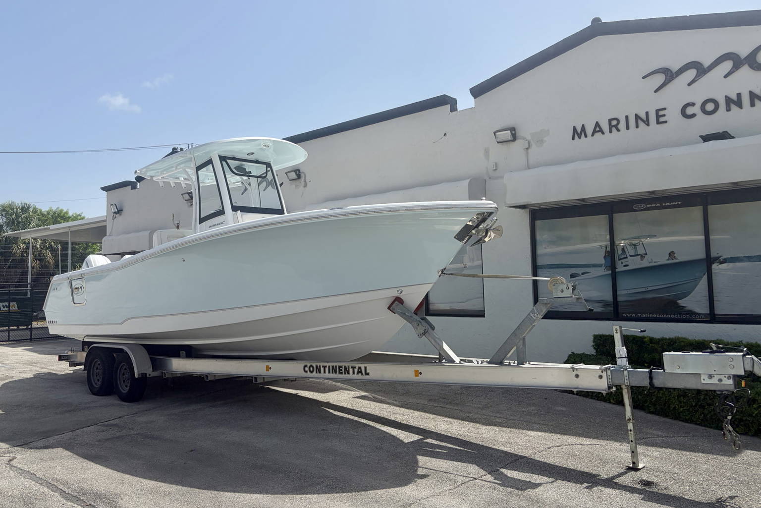 New 2026 Sea Hunt Ultra 275 CB #0018 image 2