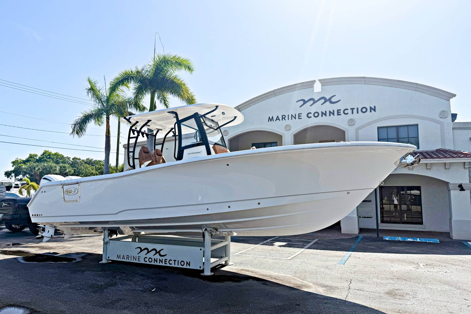 New 2027 Sea Hunt Ultra 305 SE #0010 image 2