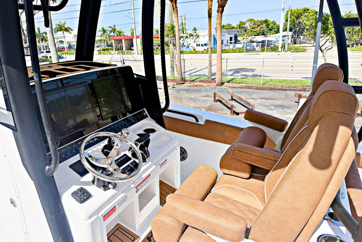 New 2027 Sea Hunt Ultra 305 SE #0010 image 17