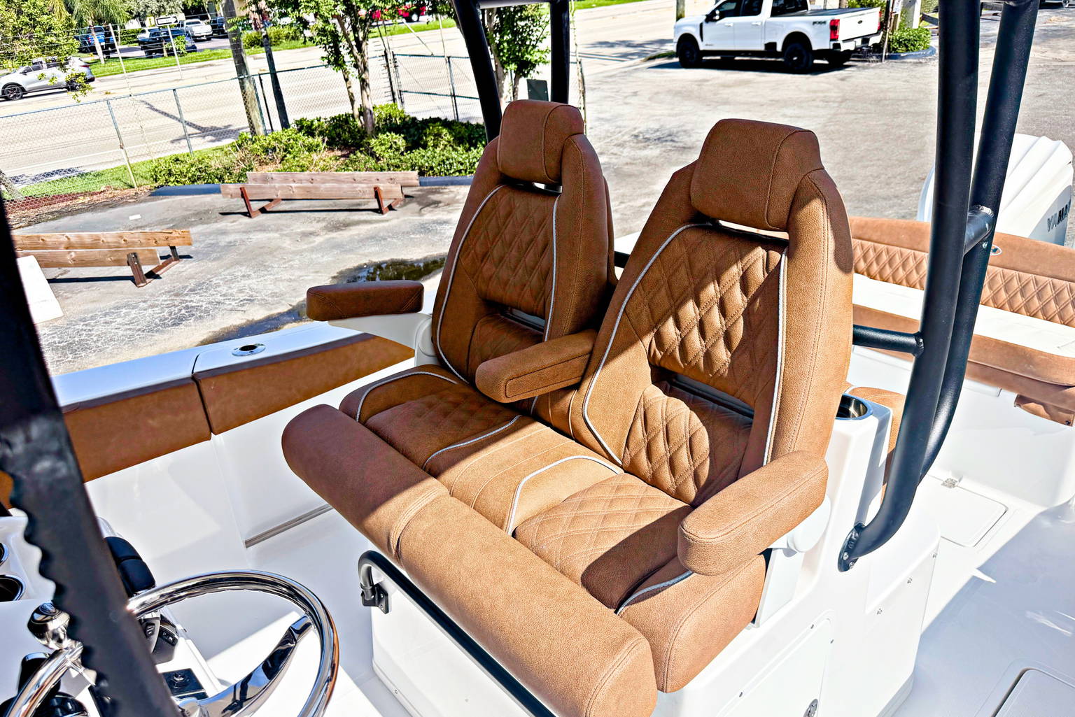 New 2027 Sea Hunt Ultra 305 SE #0010 image 21