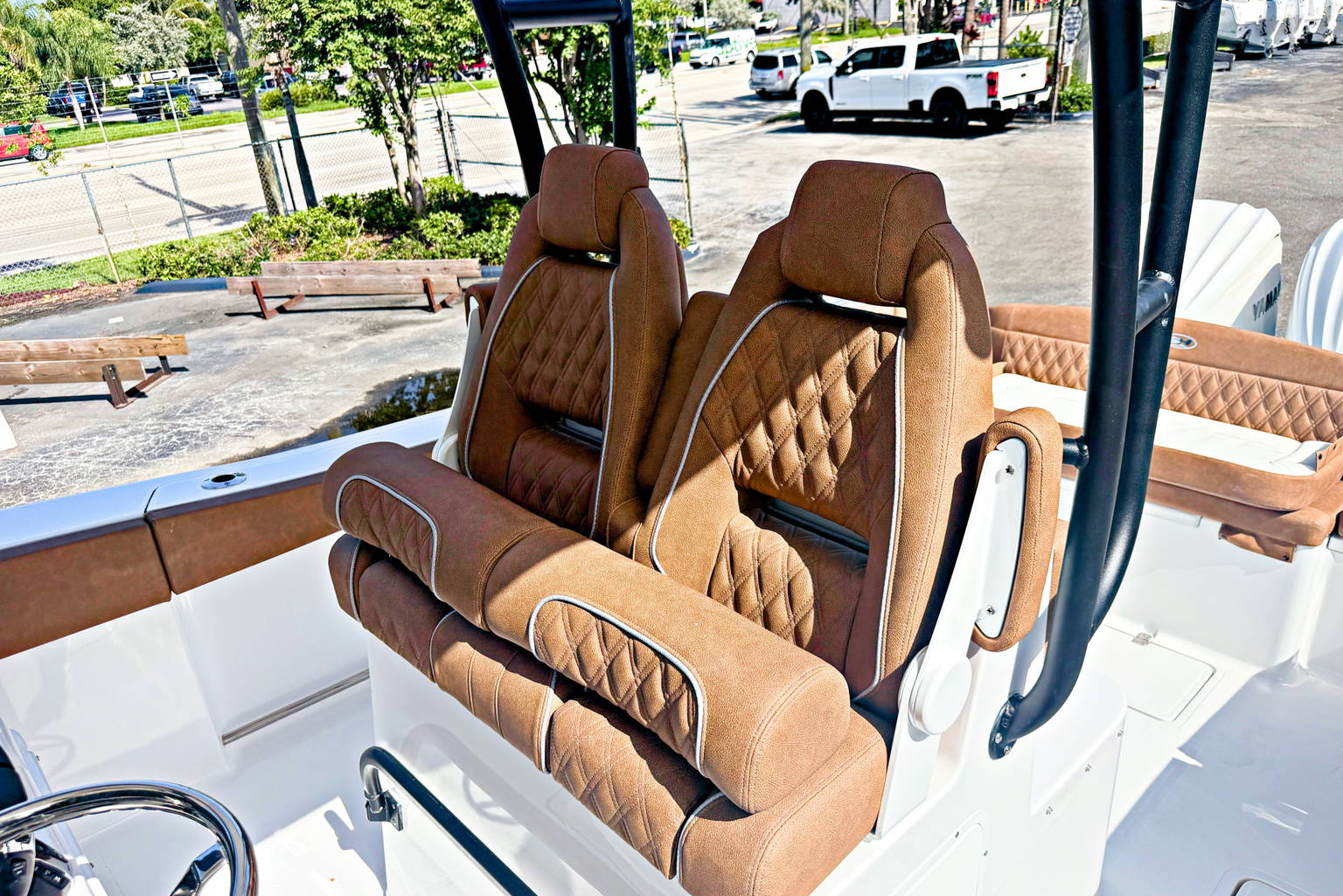 New 2027 Sea Hunt Ultra 305 SE #0010 image 20