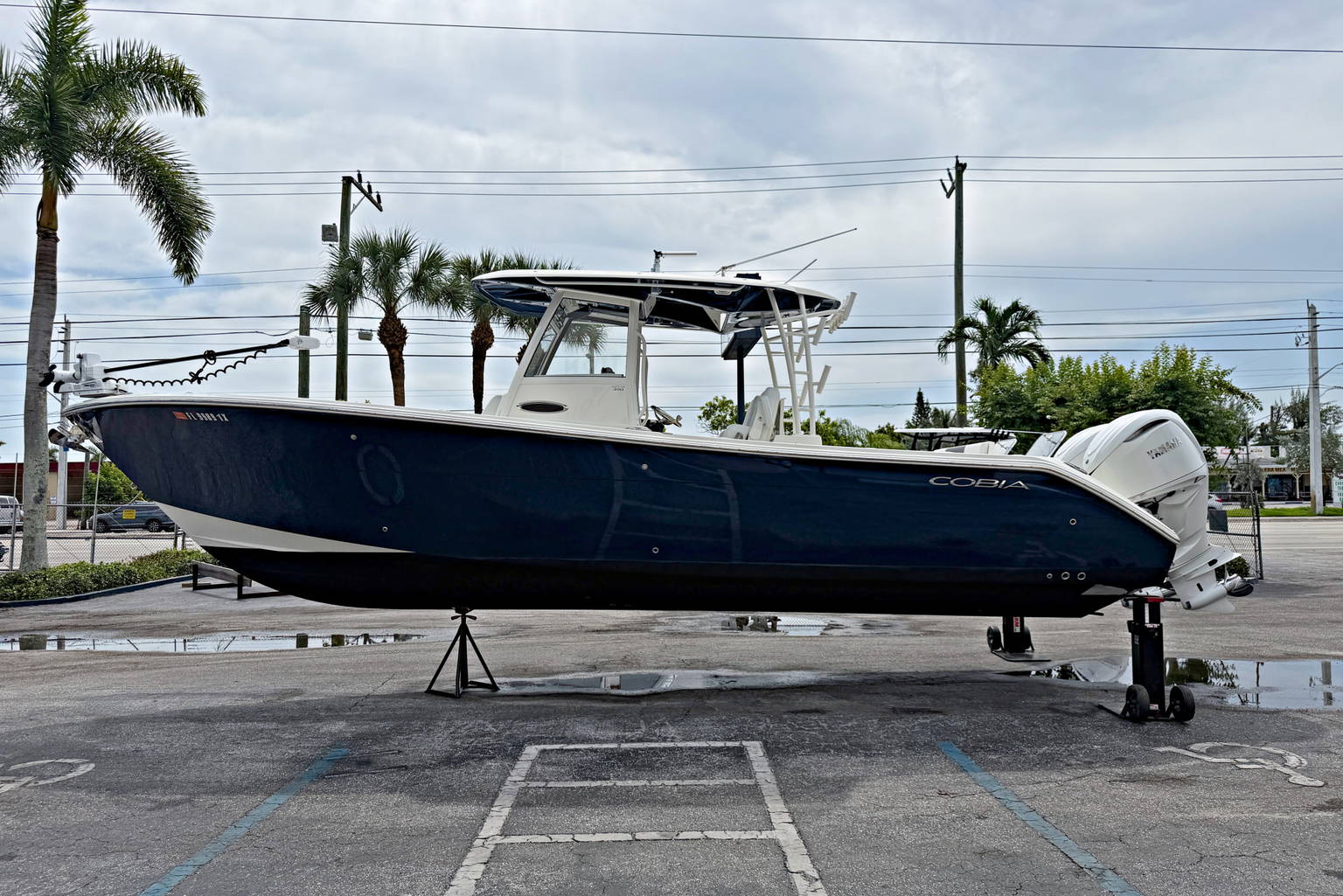 Used 2025 Cobia 320 CC #001F image 3