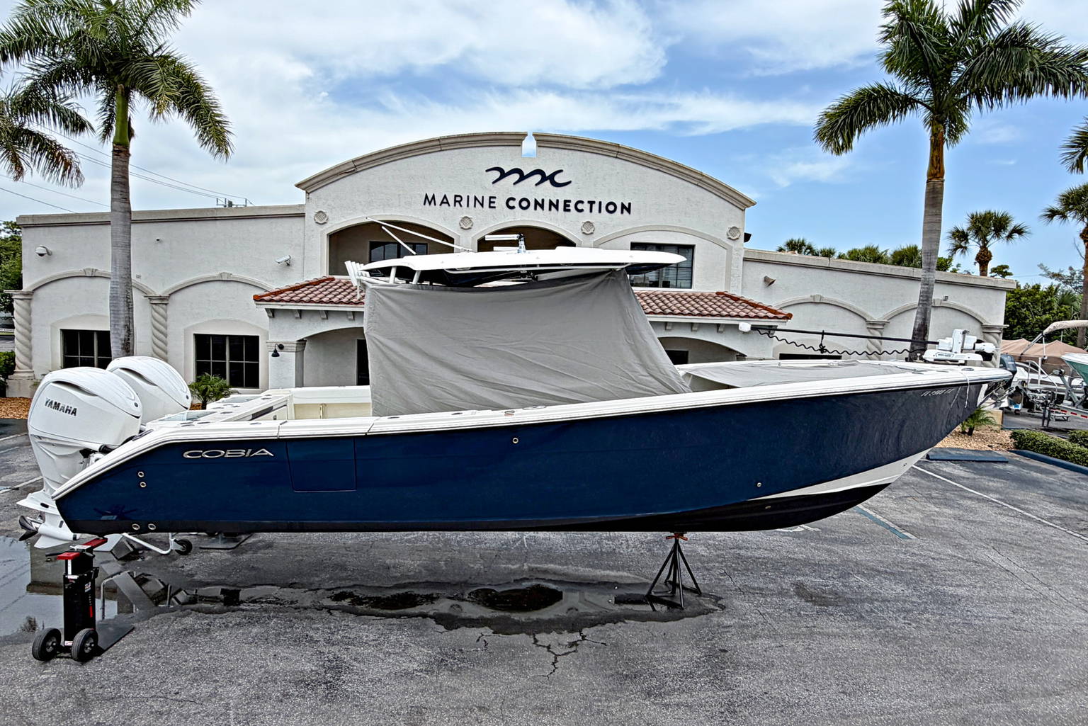 Used 2025 Cobia 320 CC #001F image 40