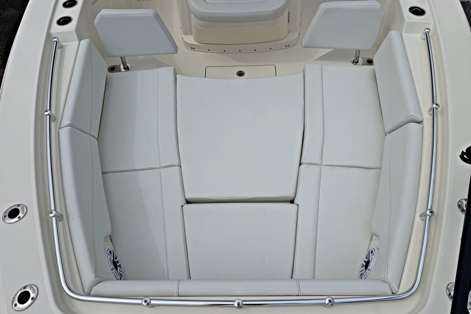 Used 2025 Cobia 320 CC #001F image 29