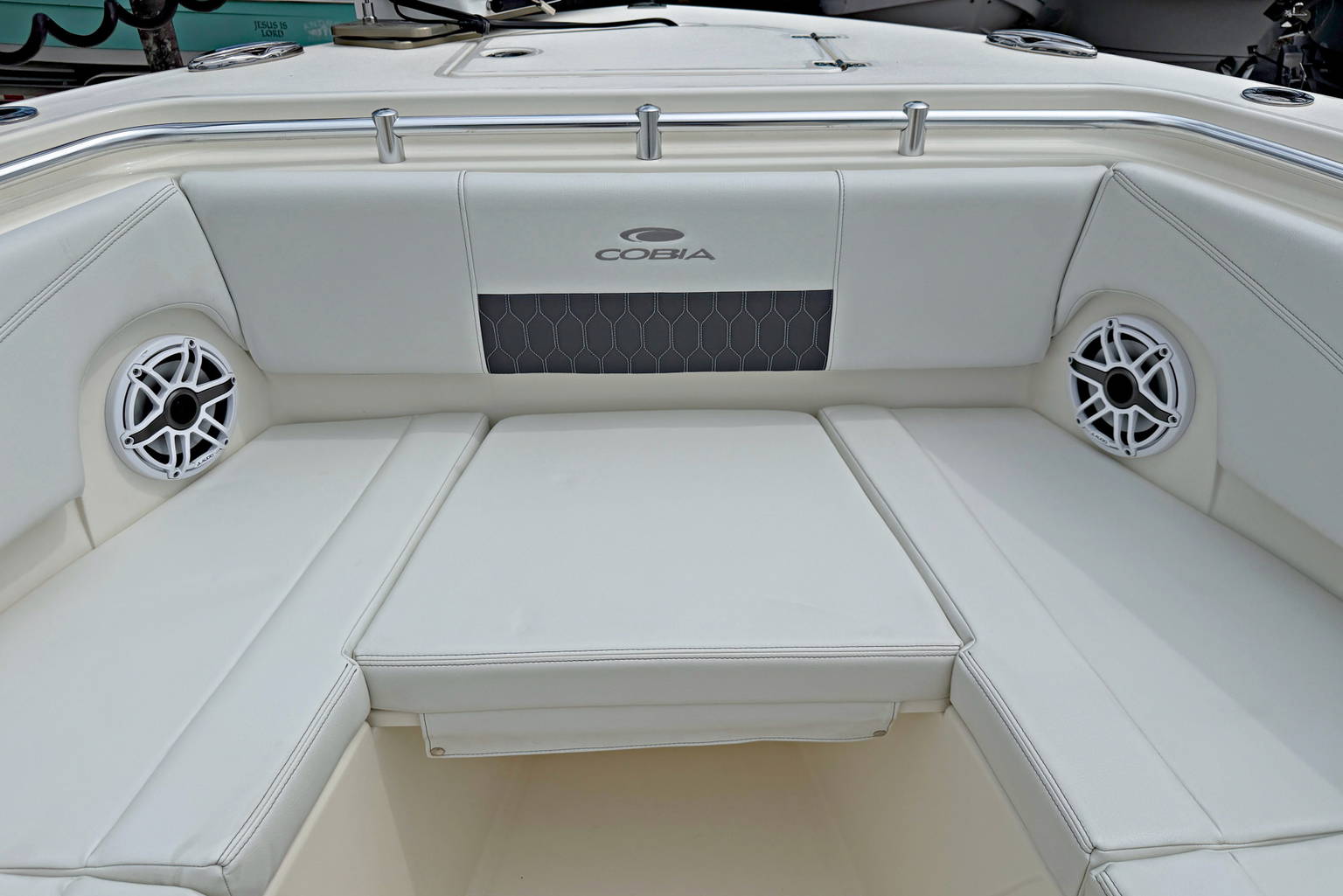 Used 2025 Cobia 320 CC #001F image 31