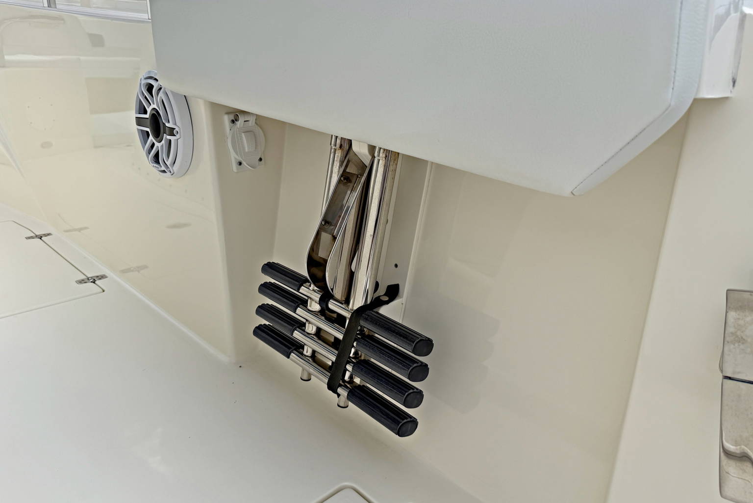Used 2025 Cobia 320 CC #001F image 23