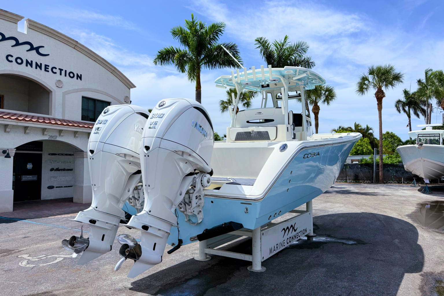 New 2027 Cobia 305 CC #L004 image 8