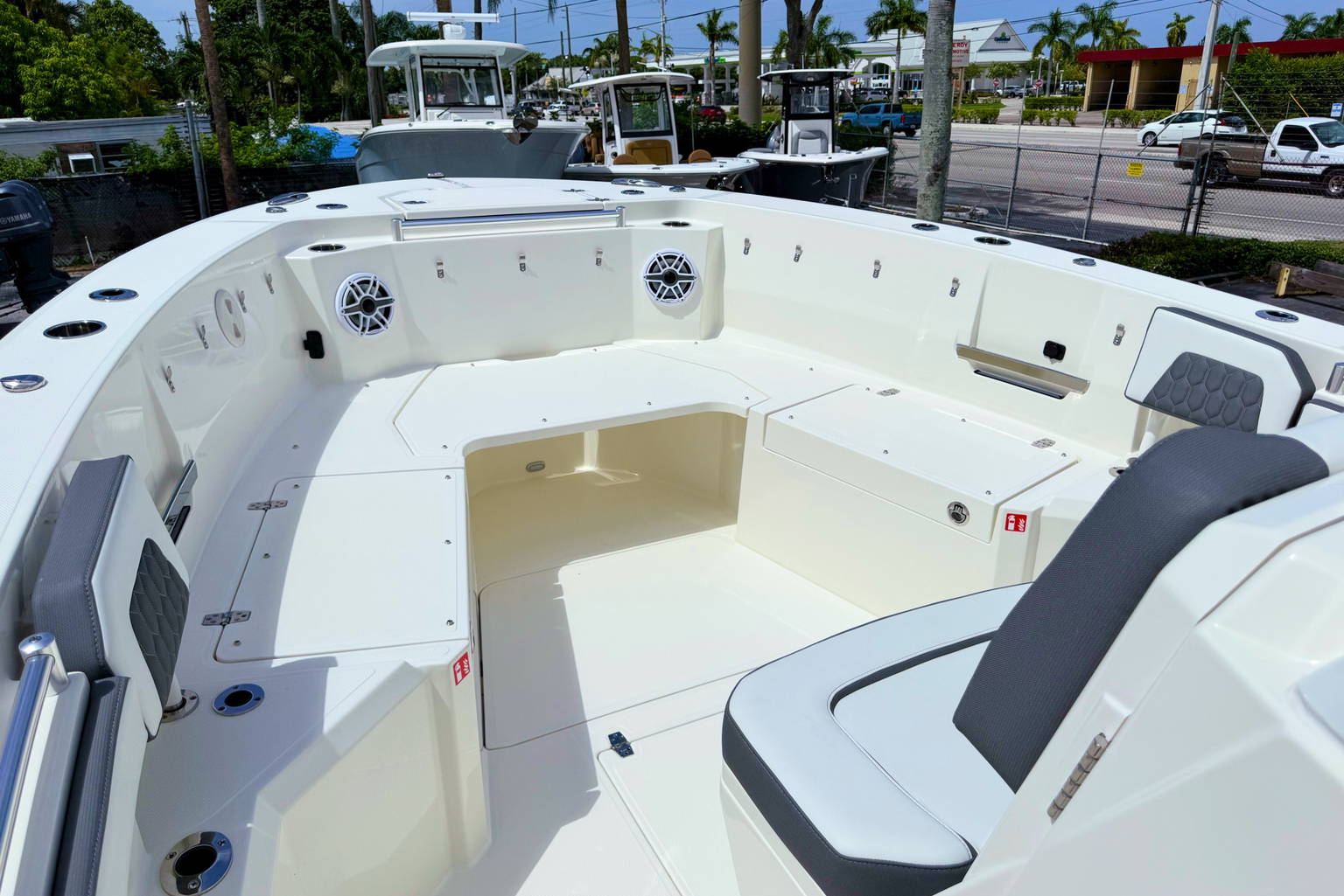 New 2027 Cobia 305 CC #L004 image 37