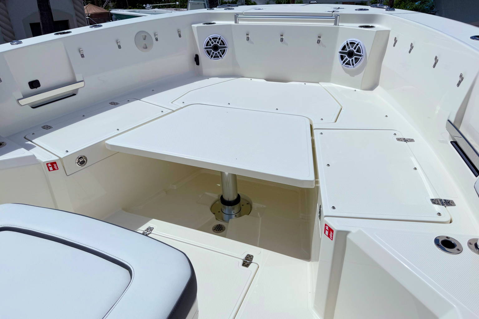 New 2027 Cobia 305 CC #L004 image 39