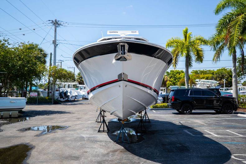 New 2023 Blackfin 332CC #C231 image 3