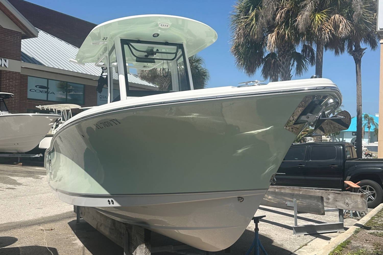 Used 2025 Sea Hunt Ultra 255 SE #0075 image 2