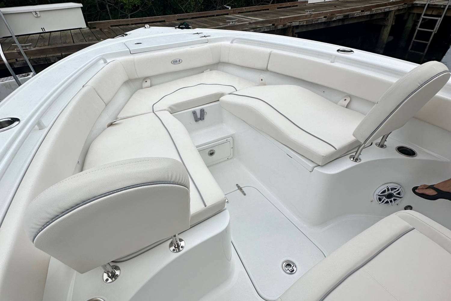 Used 2025 Sea Hunt Ultra 255 SE #0075 image 7