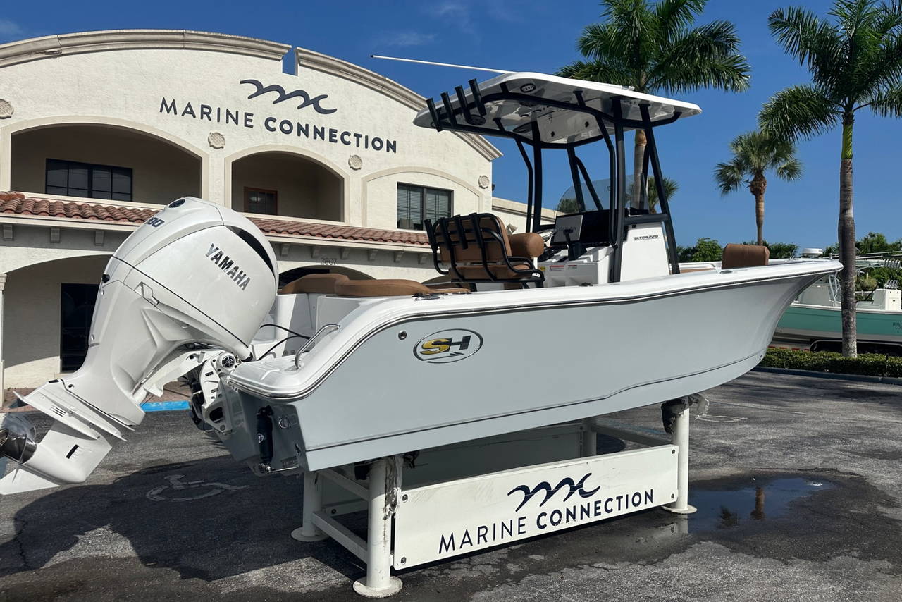 Alternative image of Sea Hunt Ultra 229 in Fort Lauderdale, FL