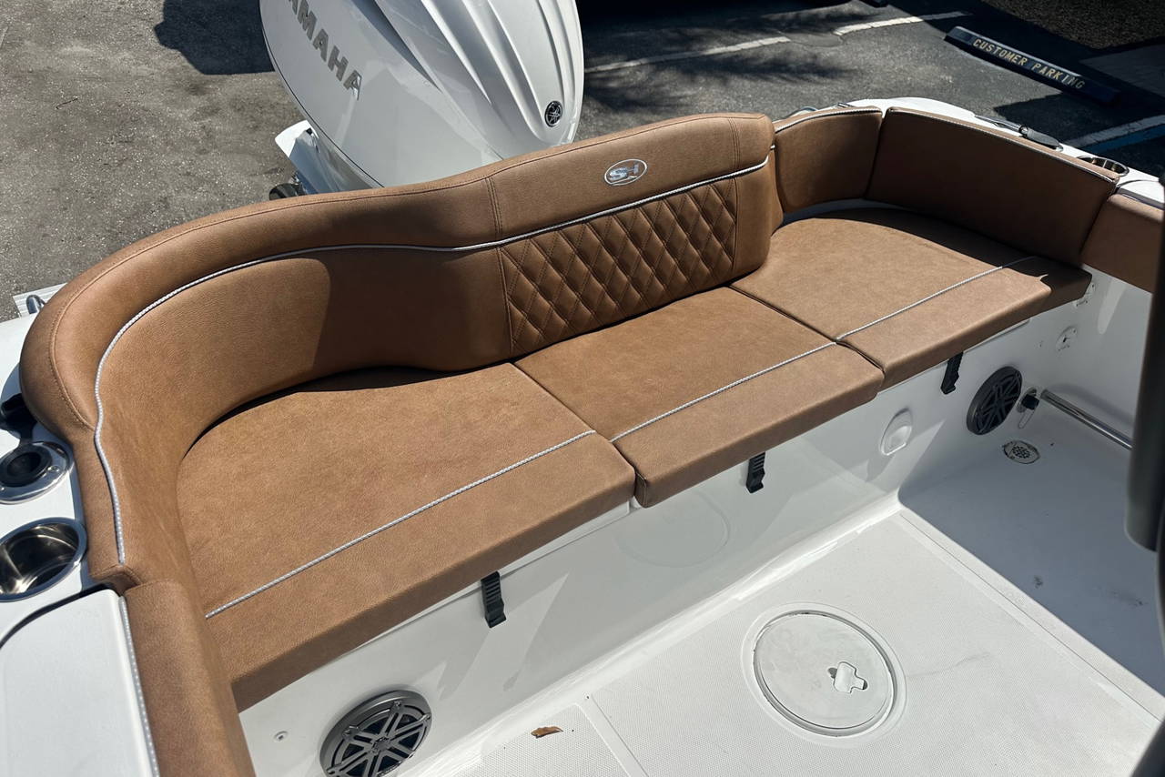 Alternative image of Sea Hunt Ultra 229 in Fort Lauderdale, FL