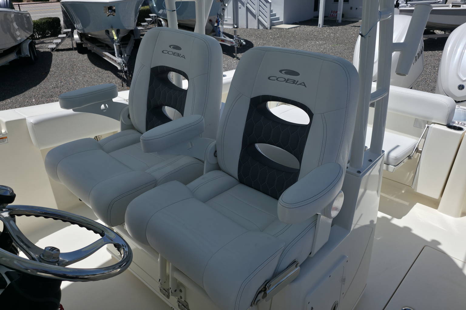 Used 2025 Cobia 301 #Z011 image 8