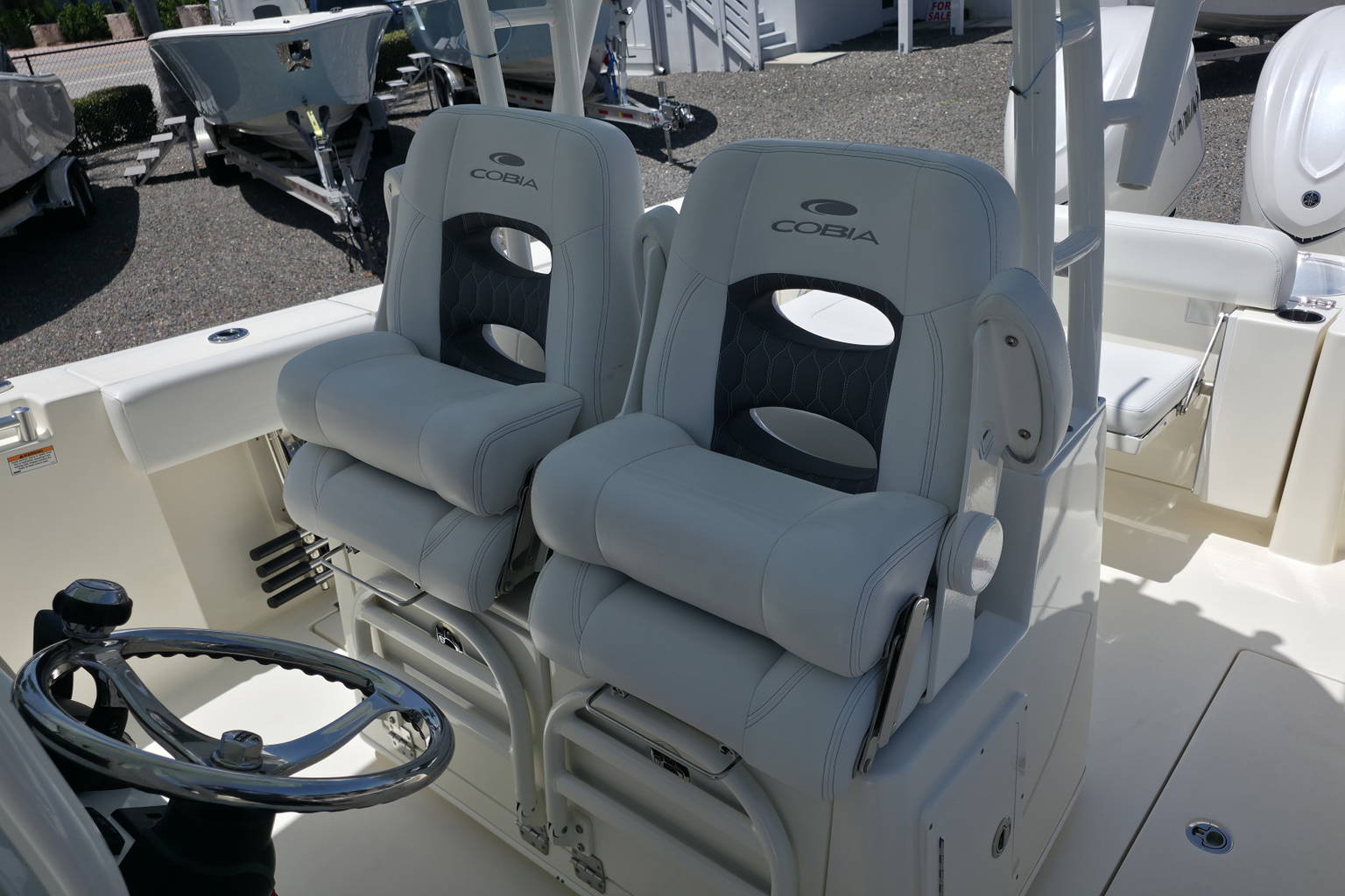 Used 2025 Cobia 301 #Z011 image 9