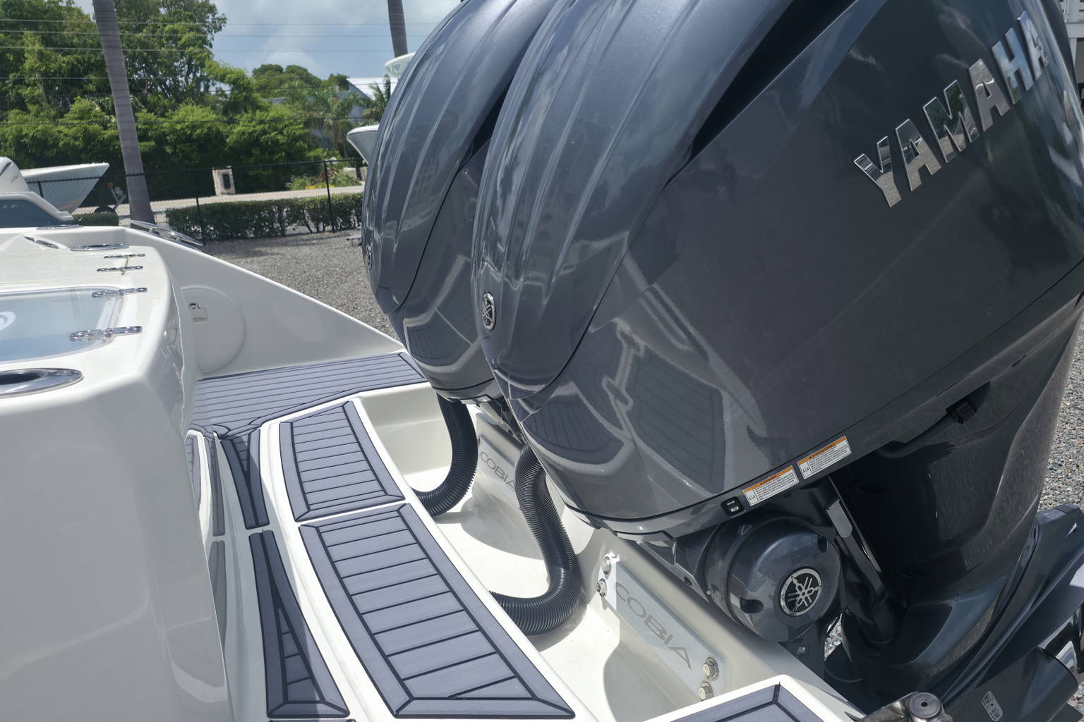 New 2027 Cobia 265 CC #G001 image 7