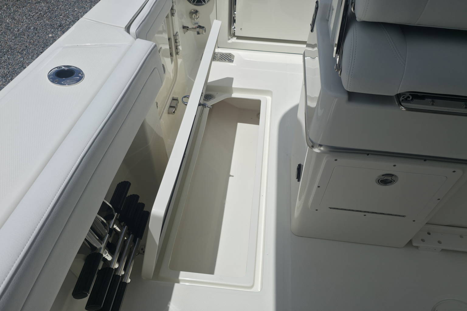 New 2027 Cobia 265 CC #G001 image 13