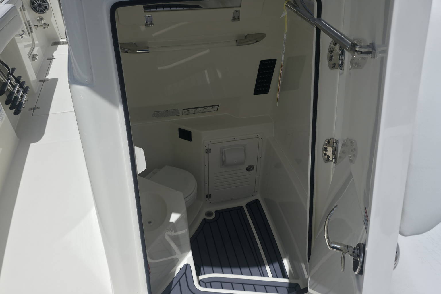 New 2027 Cobia 265 CC #G001 image 22