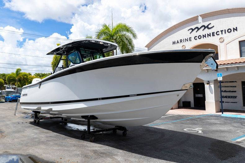 New 2023 Blackfin 332CC #C238 image 3