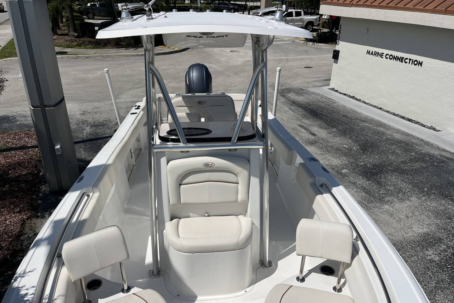 Used 2022 Sea Hunt 234 Ultra #0298 image 18