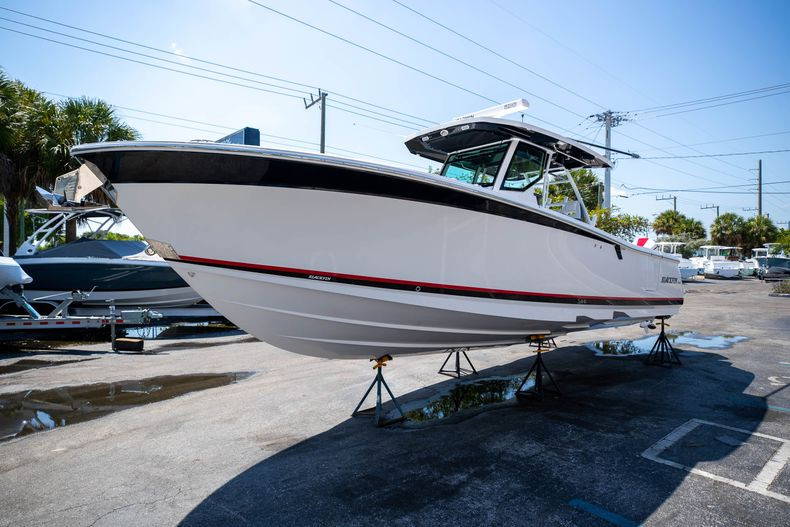 New 2023 Blackfin 332CC #C231 image 4