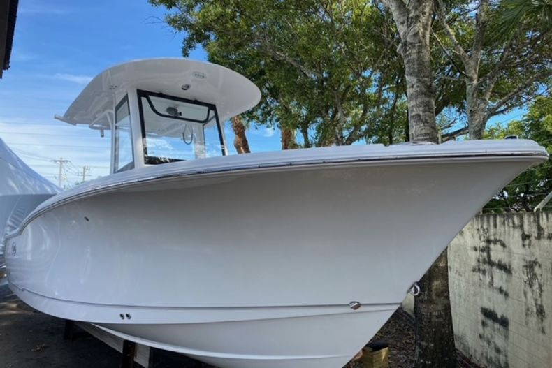 New 2023 Sea Hunt Ultra 255 SE #0294 image 1