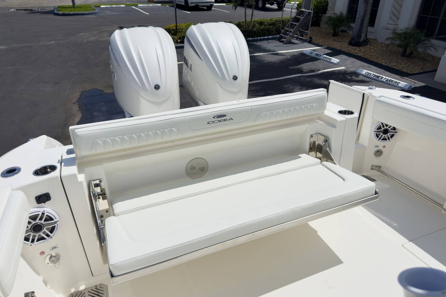 New 2027 Cobia 285 CC #J010 image 14