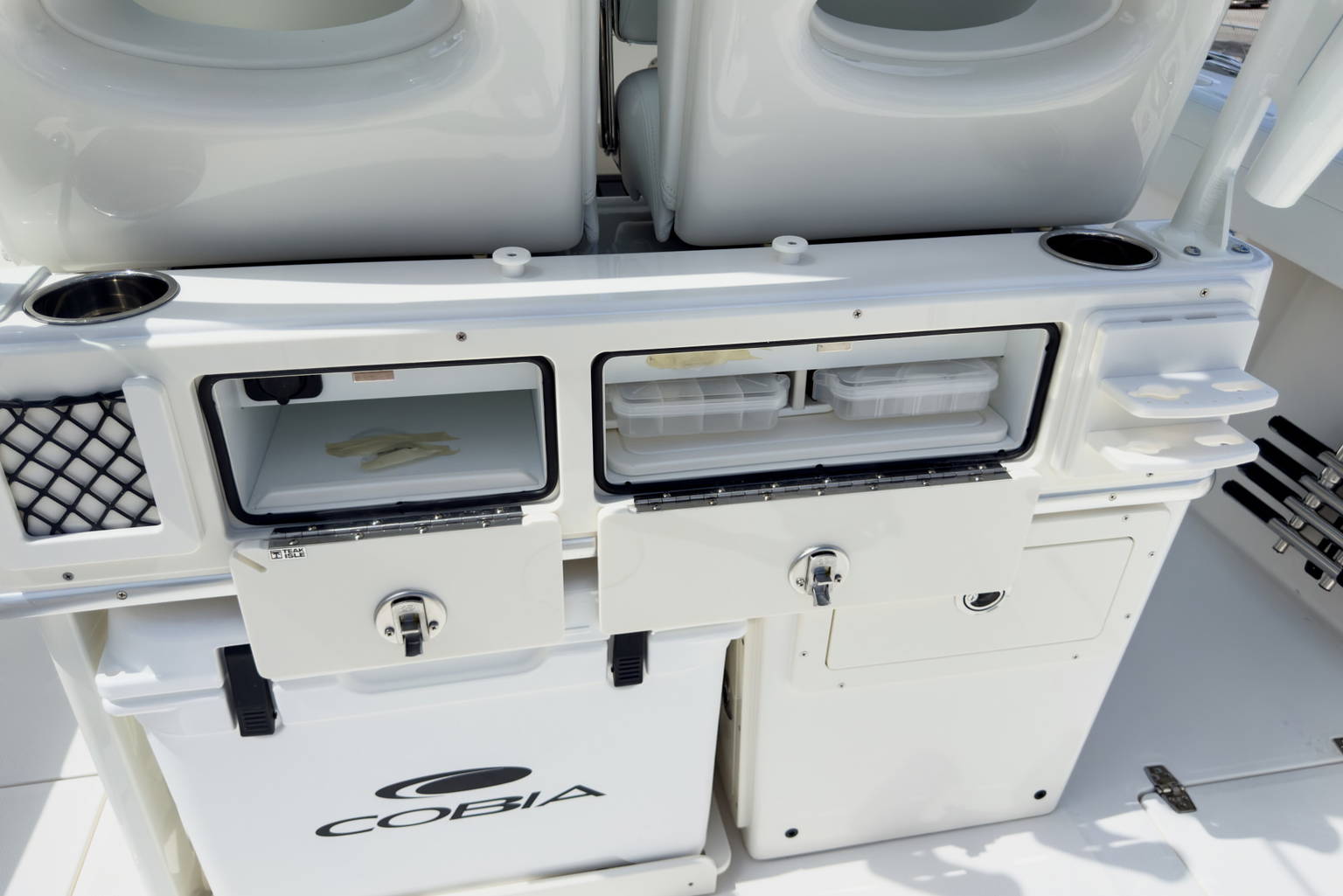 New 2027 Cobia 285 CC #J010 image 16